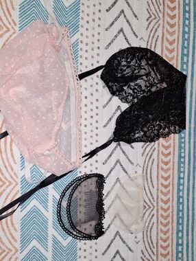Women’s Lace & Eyelet Head Coverings/ Head Scarves Set - Black, Pink, Cream.